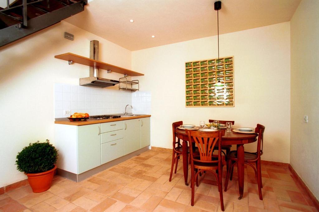 Agriturismo Lecanfore Vendégház Castel di Leva Szoba fotó
